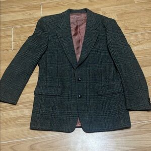 Vintage Harris Tweed Men’s 42 Herringbone Scottish Wool Jacket